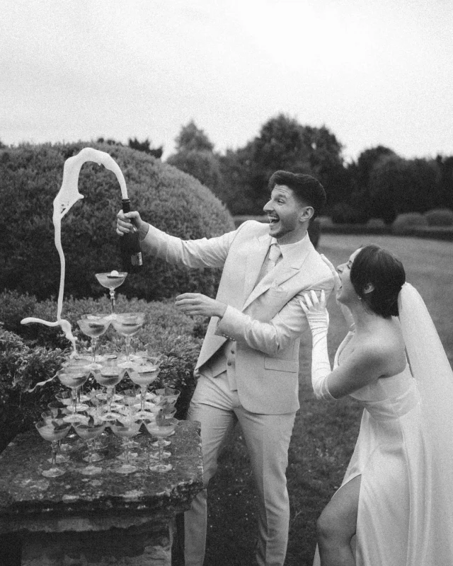 Here’s to love, to forever and to choosing each other — again and again. Nothing beats raising a glass to the life you’re building together. Cheers to the good stuff! 🍾

#love #champagnetower #photo #photography #elopement #elope #wedding #weddingphotographer #weddingphotography #lovestory #married #austriawedding #elopementweddingphotographer #destinationwedding 

Host: @m.e.studioofficial
Wedding Planner: @lunachiara.events
Decoration: @allabout_yourday
Styling: @makeup_eminas
Outfits: @kleid_irvalda @teller_herrenmode_wien
Catering: @cincin.aperitivo @cincin.mobilebars
Menu: @byviolali
Couple: @sara_sekulic @alex_pnd7